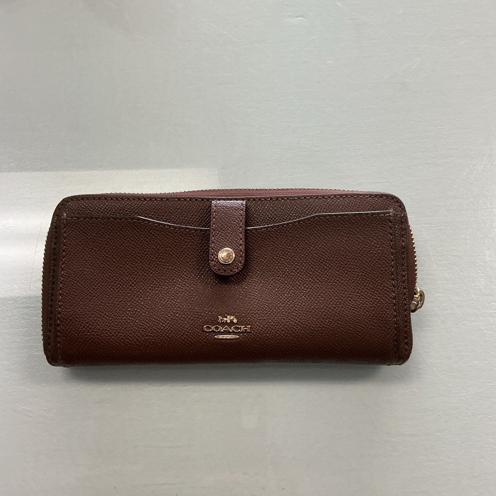 COACH F22997 MULTIFUNCTION WALLET SADDLE Used